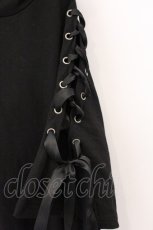 画像3: REFLEM / ショルダーレースアップ悪魔ツノ付きパーカー  ブラック O-26-05-16-021-PU-TO-IG-OS (3)