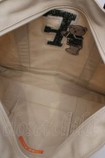 画像3: Fi.n.t / カレッジベアワッペントートバッグ  アイボリー×グリーン O-26-05-19-1004-CA-BG-OW-OS (3)