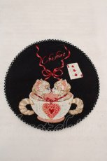 画像1: PINK HOUSE / TWINS CHESHIRE刺繍ワッペンブローチ  クロ O-26-05-19-1063-LO-AC-OW-ZT0520D (1)