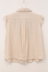 画像3: axes femme / スカラップ刺繍入りノースリーブブラウス  アイボリー O-26-05-21-065-AX-BL-IG-OS (3)
