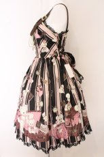 画像4: Angelic Pretty / Travelくまちゃんベルトジャンパースカート  クロ×ピンク O-26-05-22-015-AP-OP-IG-OS (4)