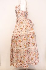 画像4: metamorphose / ガーデニングくまちゃんロングティアードジャンパースカート size2 ピンキッシュグレー O-26-05-22-002-ME-OP-IG-OS (4)