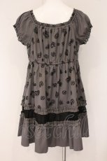 画像3: axes femme / フロッキーローズチュニック F グレー O-26-05-23-085-AX-TO-OW-OS (3)
