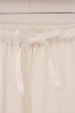 画像2: axes femme kawaii / ミディフリルペチスカート M シロ O-26-05-25-051-AX-SK-OW-OS (2)