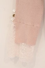 画像2: axes femme / 連ボタン袖レースニットプルオーバー F ピンク O-26-05-25-085-AX-TO-IG-OS (2)
