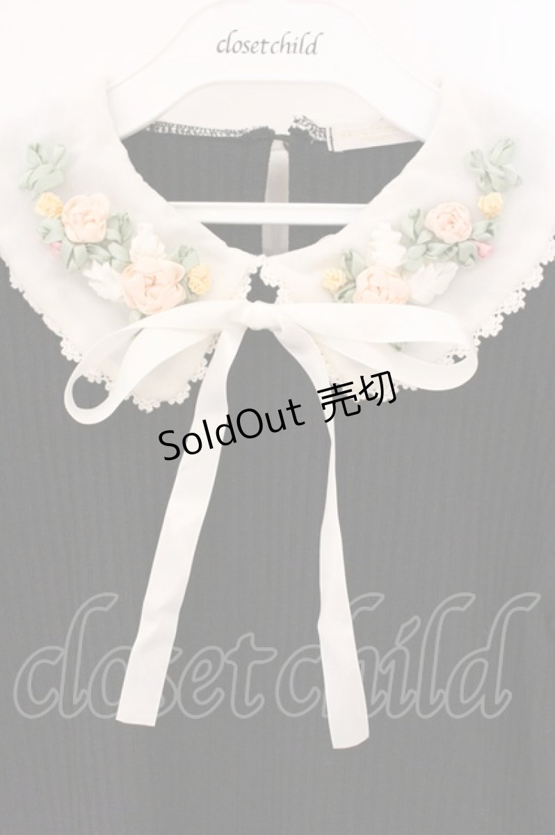 画像2: axes femme POETIQUE / フラワーリボン刺繍襟プルオーバー M クロ O-26-05-28-033-AX-TO-OW-OS (2)