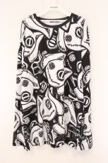 画像1: NieR Clothing / 総柄スムースカットソー F ブラックｘホワイト O-26-05-28-063-PU-TO-YM-OS (1)
