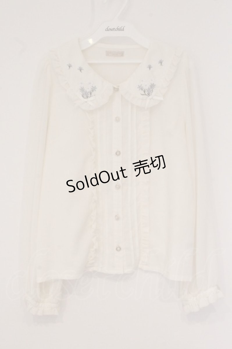 画像1: axes femme POETIQUE / 襟花刺繍ブラウス  オフシロ O-26-05-28-089-AX-BL-IG-OS (1)