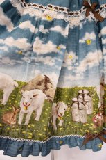画像3: metamorphose / Dreamy Little Farm はしごレースフリルジャンパースカート  グリーン系 O-26-06-02-096-ME-OP-IG-OS (3)