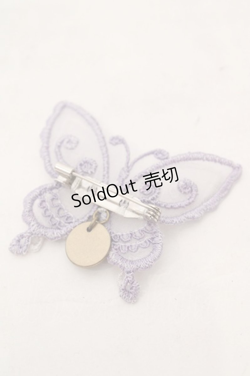 画像2: abilletage / Butterfly motif accessory（バタフライモチーフアクセサリー）  シロ×ラベンダー ブローチ O-26-06-04-1014-GO-AC-IG-OS (2)