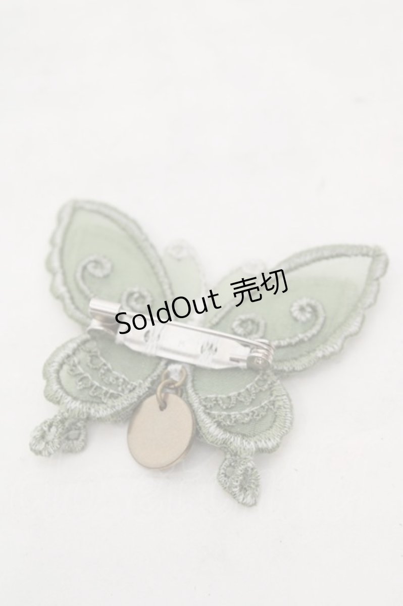 画像2: abilletage / Butterfly motif accessory（バタフライモチーフアクセサリー）  若草 ブローチ O-26-06-04-1016-GO-AC-IG-ZT208-F001 (2)