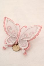 画像1: abilletage / Butterfly motif accessory（バタフライモチーフアクセサリー）  シロ×ピンク ブローチ O-26-06-04-1018-GO-AC-IG-OS (1)