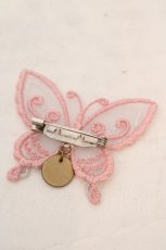 画像2: abilletage / Butterfly motif accessory（バタフライモチーフアクセサリー）  シロ×ピンク ブローチ O-26-06-04-1018-GO-AC-IG-OS (2)