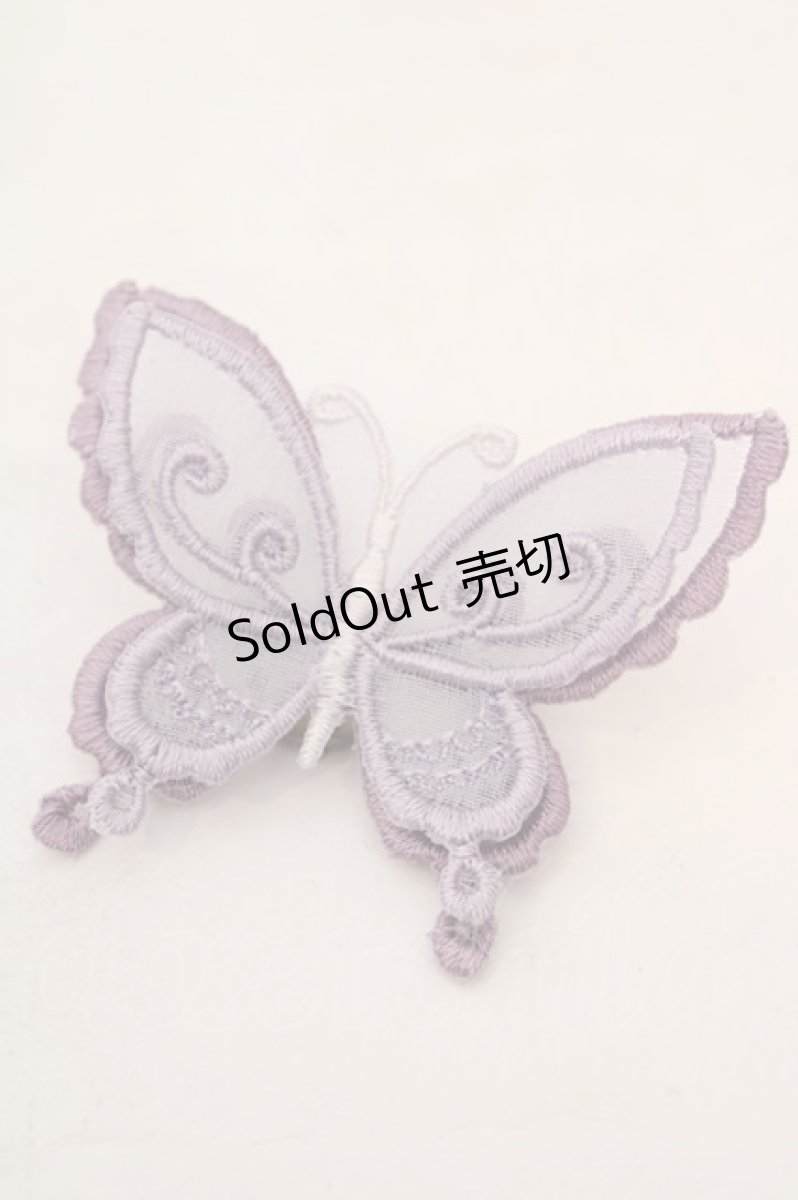 画像1: abilletage / Butterfly motif accessory（バタフライモチーフアクセサリー）  ラベンダーブローチ O-26-06-04-1029-GO-AC-IG-OS (1)