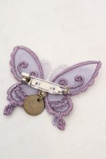 画像2: abilletage / Butterfly motif accessory（バタフライモチーフアクセサリー）  ラベンダーブローチ O-26-06-04-1029-GO-AC-IG-OS (2)