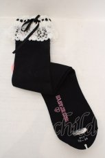 画像1: BABY,THE STARS SHINE BRIGHT / リボン通しレースハイソックス  クロ×シロ O-26-06-04-1038-BA-ZA-IG-OS (1)