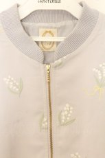 画像2: F i.n.t / スズラン総刺繍ブルゾン F グレー O-26-06-05-063-CA-JA-OW-OS (2)