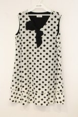 画像1: INGEBORG / ロゴドットノースリーブチュニック 3(9号) シロ×クロ O-26-06-06-049-LO-TO-IG-OS (1)