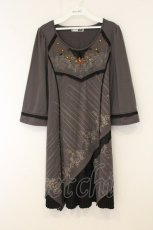 画像1: Ozz On / ストーン配色プリーツワンピース  グレー O-26-06-06-057-OO-OP-IG-OS (1)