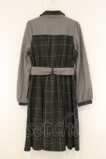 画像3: axes femme POETIQUE / 襟刺繍ドッキングワンピース  グレー O-26-06-06-069-AX-OP-IG-OS (3)