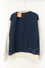 画像2: Fi.n.t / フロントロゴ刺繍スタジャン F ネイビー O-26-06-09-1005-CA-JA-OW-OS (2)