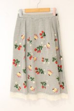 画像1: Jane Marple / ストロベリー刺繍 スカート M グレー O-26-06-09-069-JM-SK-IG-OS (1)