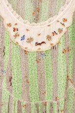 画像2: Franche Lippee / りすと鳥柄ノースリーブワンピース  グリーン O-26-06-09-102-LO-OP-IG-OS (2)