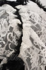 画像2: MARBLE / フリンジリボンフリルヘッドドレス  ホワイト×ブラック O-26-06-10-019-GO-AC-IG-ZT169-F002 (2)