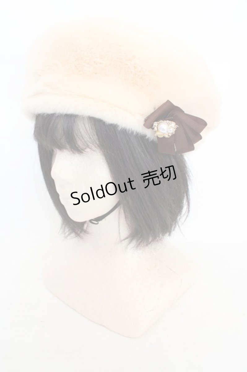 画像1: axes femme / リボンブローチ付ファーベレー  アイボリー O-26-06-10-004-AX-AC-IG-ZT170 (1)