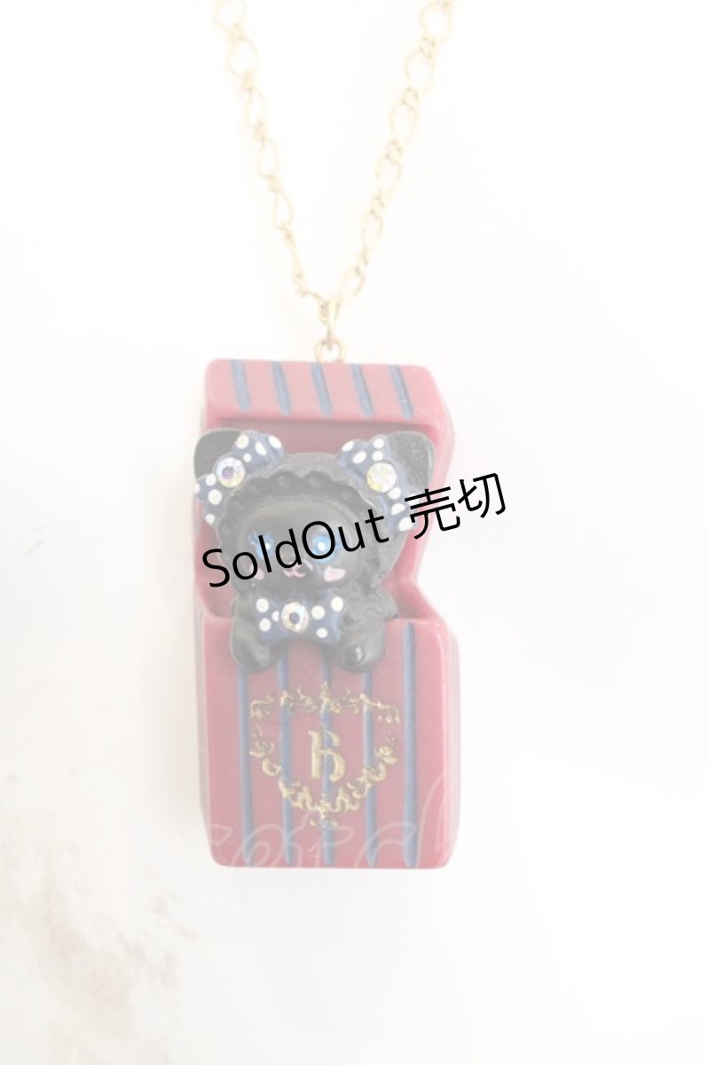 画像1: BABY,THE STARS SHINE BRIGHT / ねこくみゃちゃんのプレゼントボックスネックレス  クロ×ストライプ O-26-06-10-030-BA-AC-OW-ZT434-F004 (1)