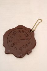 画像1: Q-pot. / FUDGE”101号記念特別付録 ミラー  ブラウン O-26-06-10-031-QP-ZA-IG-ZT0614T (1)