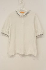 画像1: Fi.n.t / チェーンステッチロゴ刺繍ポロシャツ F シロ O-26-06-11-006-CA-TS-OW-OS (1)
