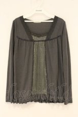 画像1: axes femme / ブローチ付きクラシックプルオーバー M グレー O-26-06-11-087-AX-TO-OW-OS (1)