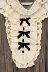 画像2: axes femme / ブローチ付きフリルチュニック M グレー O-26-06-13-033-AX-TO-OW-OS (2)
