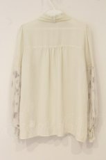 画像4: axes femme / 眠れる森の美女ブラウス  アイボリー O-26-06-13-052-AX-BL-OW-OS (4)