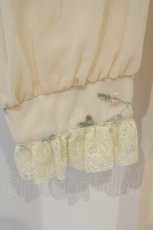画像3: axes femme / 刺繍チュール使ケープワンピース F イエロー O-26-06-14-1025-AX-OP-IG-OS (3)