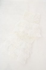 画像1: axes femme / 繊細レースカフス  シロ O-26-06-14-049-AX-ZA-IG-OS (1)