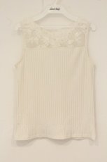 画像1: axes femme / 繊細レースタンクトップ  オフシロ O-26-06-16-069-AX-TO-IG-OS (1)