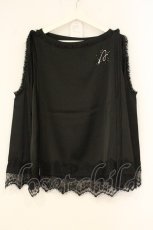 画像1: AVENCHUMU / Open shoulder ribbon printed satin tops　トップス F クロ O-26-06-16-007-LO-TO-OW-OS (1)