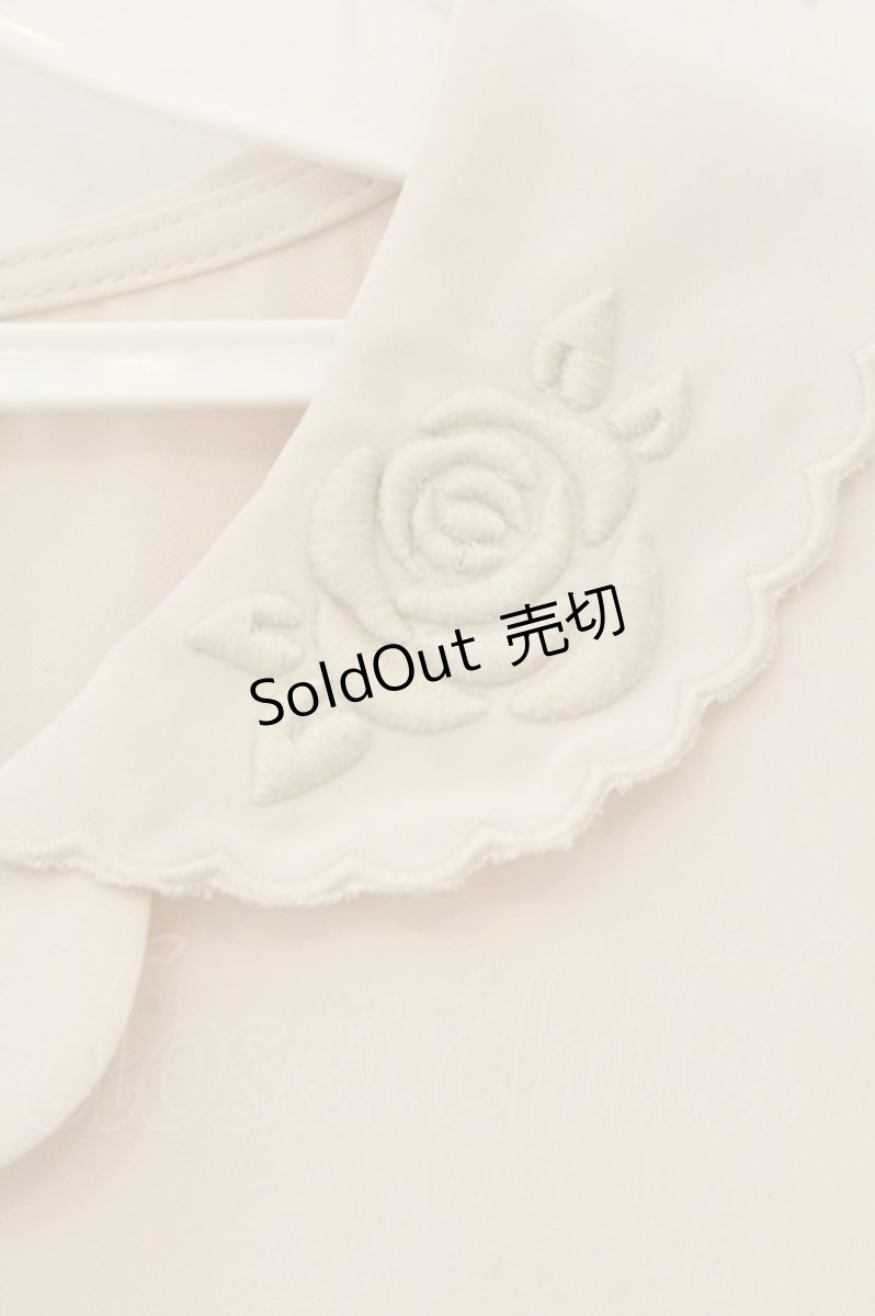画像2: an another angelus / ローズ刺繍開衿ブラウス F ベージュ O-26-06-18-051-CA-BL-OW-OS (2)