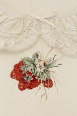 画像2: PINK HOUSE / いちご刺繍フリル襟Tシャツ 3(M) オフシロ O-26-06-18-092-LO-TS-IG-OS (2)