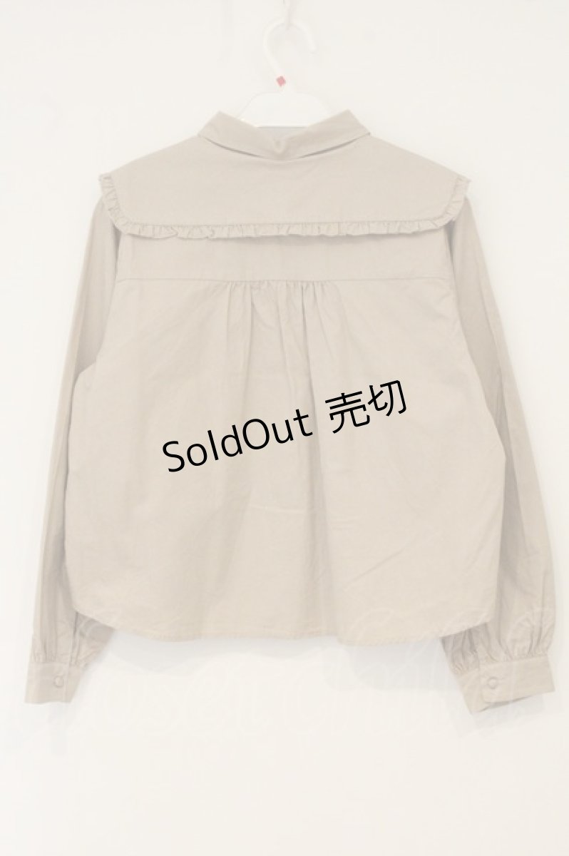 画像4: Maison de FLEUR Petite Robe canone / 襟付きセーラーカラーブラウス  ベージュ O-26-06-18-009-LO-BL-IG-OS (4)