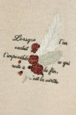 画像2: axes femme / ディテクティブ刺繍ニットカーディガン F アイボリー O-26-06-20-070-AX-TO-IG-OS (2)