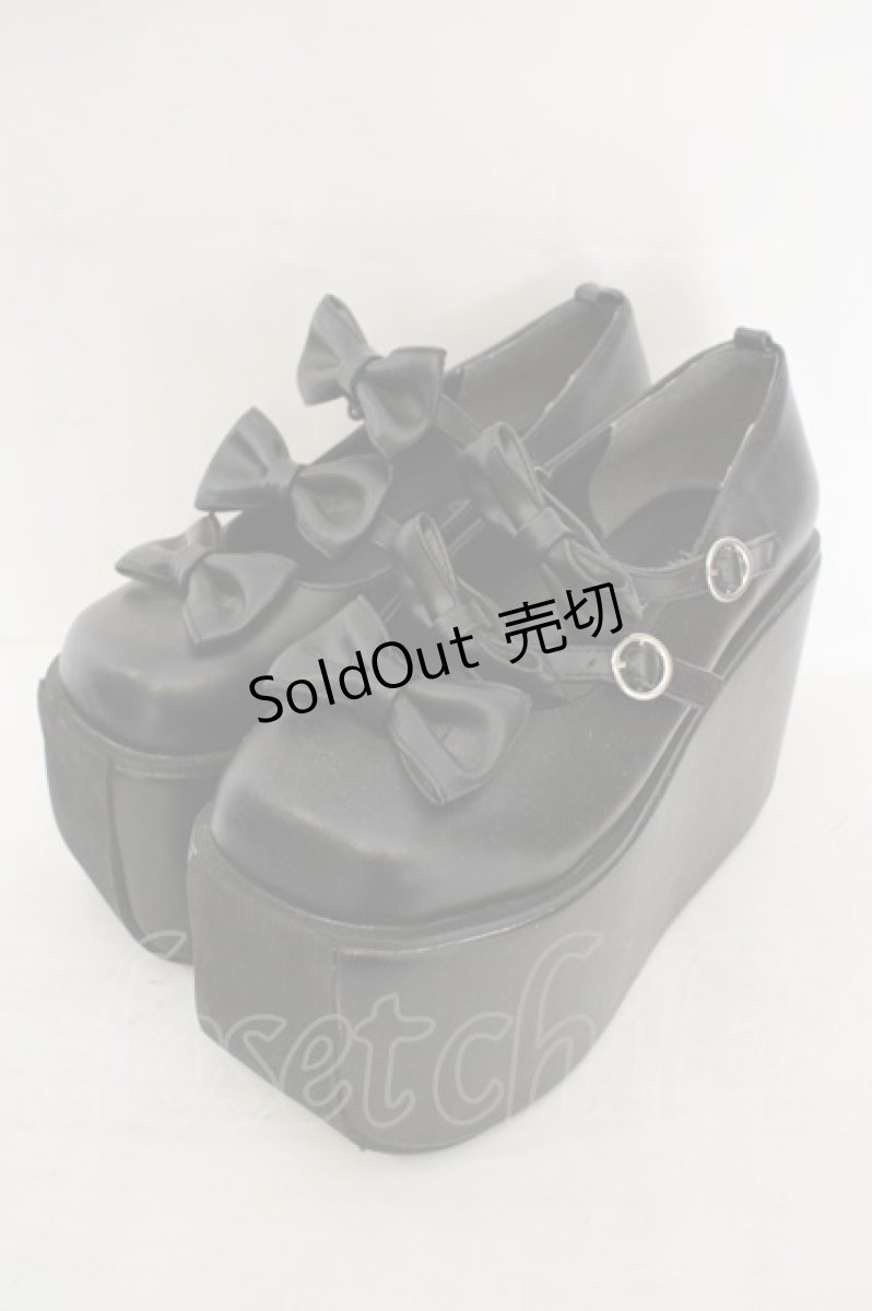 画像1: DearMyLove / ぽってり厚底トリプルリボンパンプス 23.5cm クロ O-26-06-21-033-GO-SH-OW-OS (1)