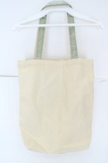 画像2: Maison de FLEUR Petite Robe canone / 夏風揺れるリボントート  アイボリー O-26-06-21-011-LO-BG-IG-OS (2)