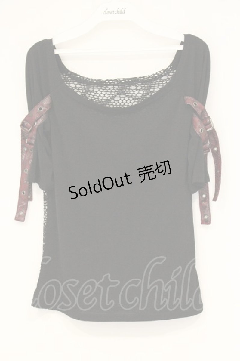 画像1: Qutie Frash / バックメッシュオフショルTシャツ  ブラック×レッド O-26-06-22-034-QU-TO-OW-OS (1)