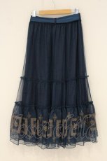 画像3: axes femme / 額縁刺繍チュールスカート F ブルー O-26-06-23-055-AX-SK-OW-OS (3)