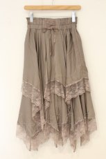 画像1: axes femme / VTG風サテンイレヘムスカート F ベージュ O-26-06-23-060-AX-SK-OW-OS (1)