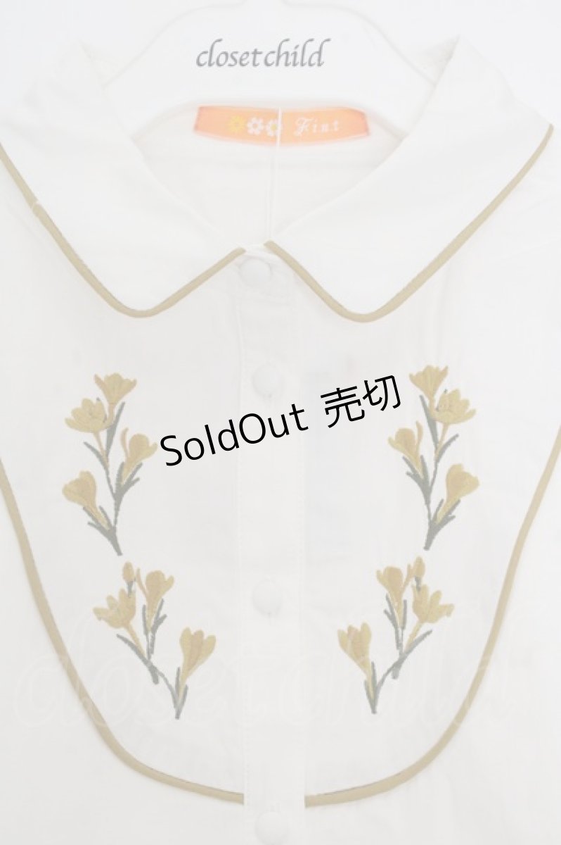画像2: F i.n.t / クロッカス刺繍ヨーク切替シャツ F オフシロ O-26-06-23-1006-CA-BL-OW-OS (2)