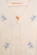 画像2: Fi.n.t / リトルローズ刺繍サマーニットカーディガン F オフシロ O-26-06-23-1009-CA-TO-OW-OS (2)